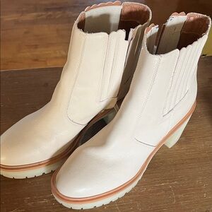 Oasis Society Cream chunky Ankle Boots-Pre-loved ❤️